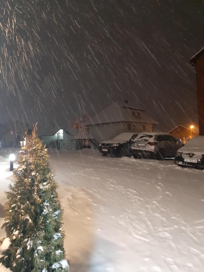 Narcis 17 - Novonamesteni Apartman Sa Prelepim Pogledom Na Tornik Zlatibor Bagian luar foto